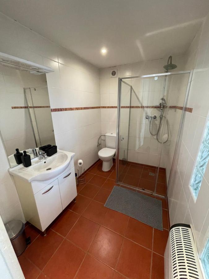 Lyrius Vendeghaz - Debrecen Apartment Ngoại thất bức ảnh